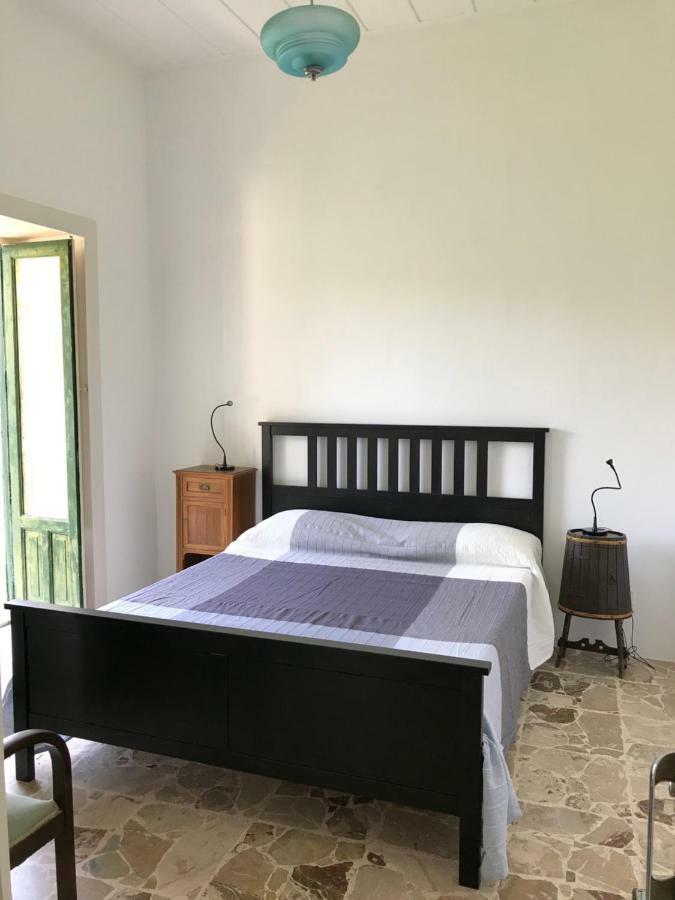 Casa Vacanze Via Convento Ficarra Ngoại thất bức ảnh